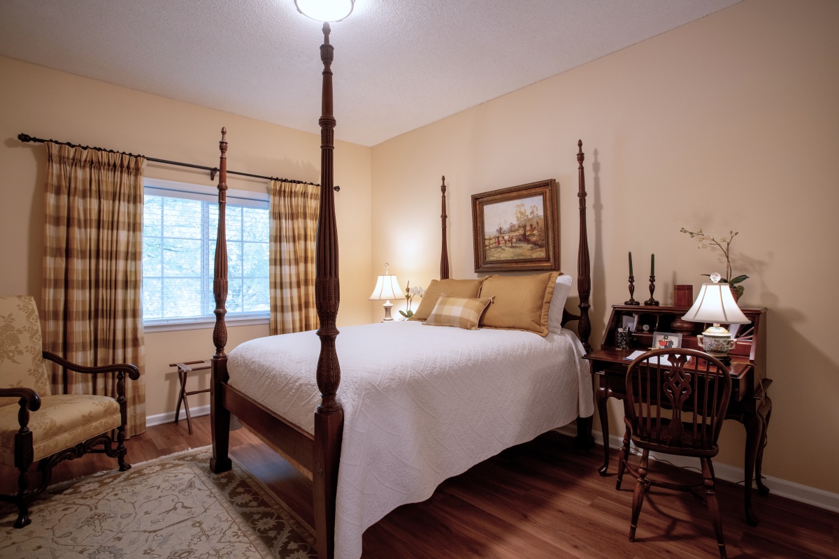  independent living bedroom